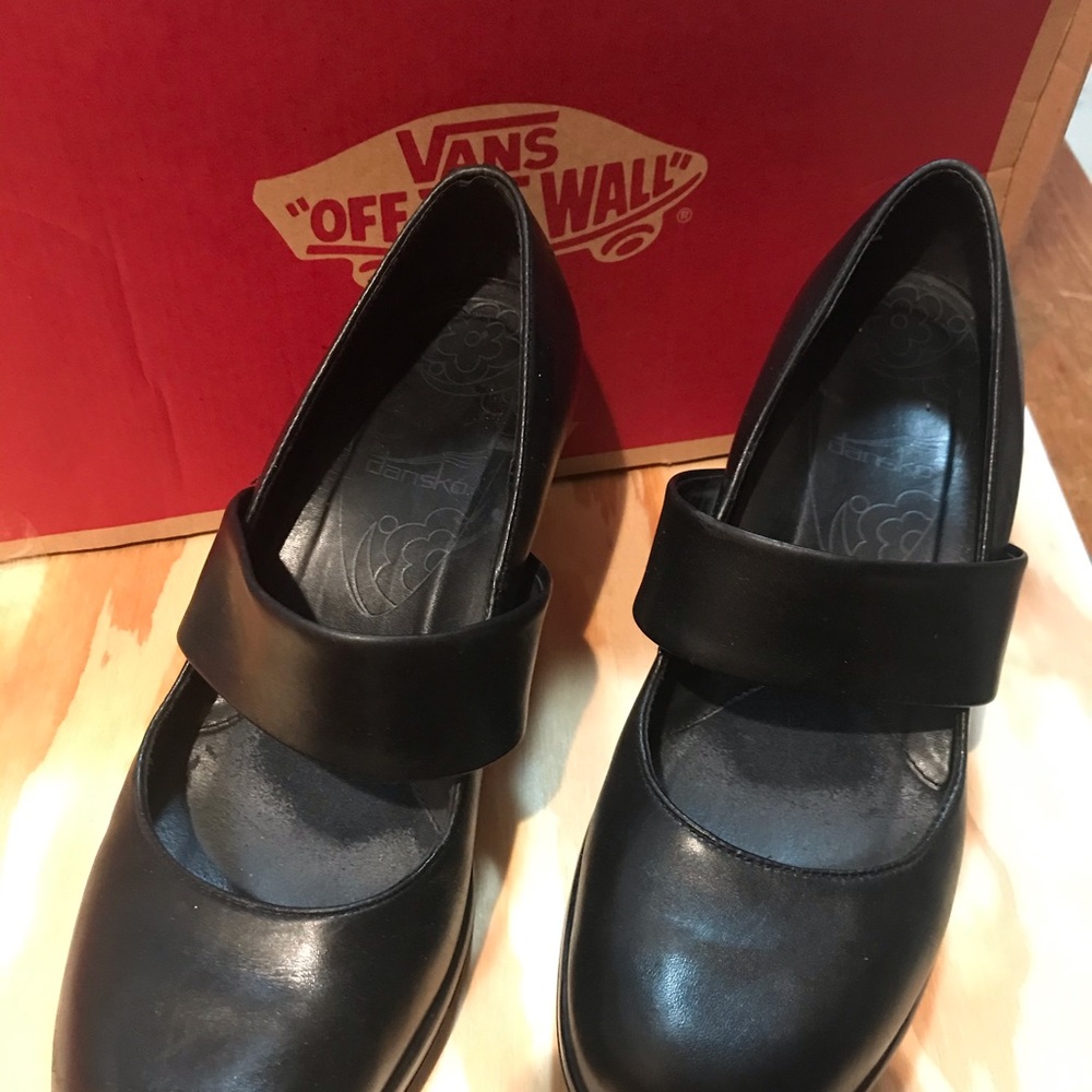 Dansko Black Leather Mary Janes Rare HTF Style